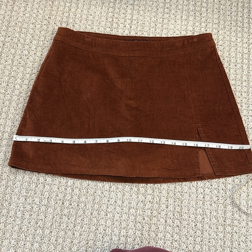 Vintage Jordache Brown Faux Suede Skirt with built in shorts - Picture 6 of 7